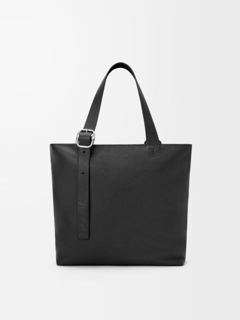 Loop zipped tote in supple grained calfskin