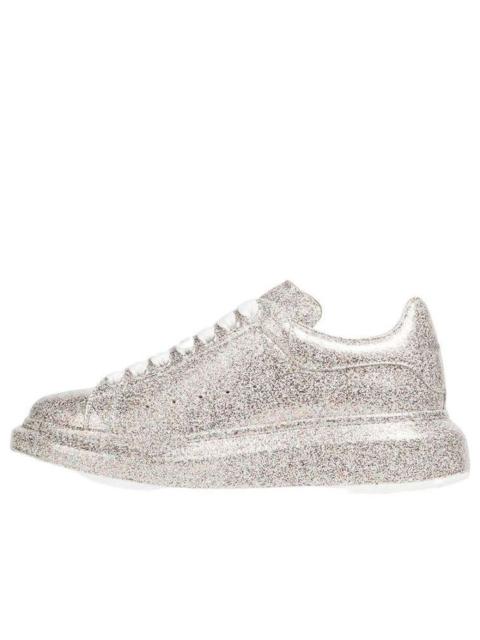 (WMNS) Alexander McQueen Oversized Sneaker Glitter 'Silver' 586389WHWI08100
