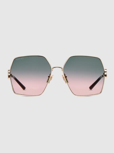 Oval frame sunglasses