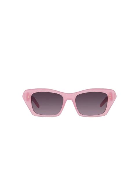 cat-eye frame sunglasses