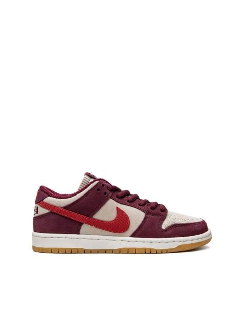 x Skate Like a Girl Dunk Low sneakers