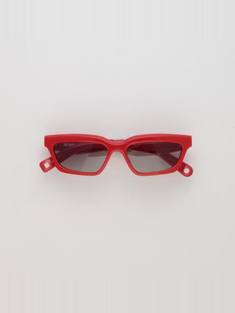 Salon Angular Sunglasses in Red