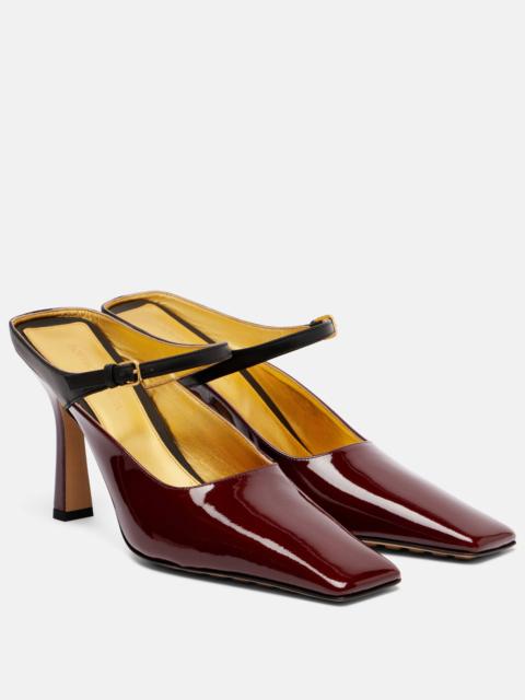 Strappy 95 patent leather Mary Jane pumps