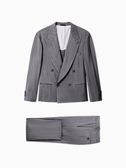 DOUBLE-BREASTED VISCOSE SUIT