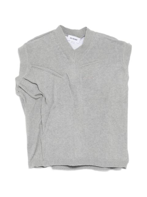 logo-embroidered vest