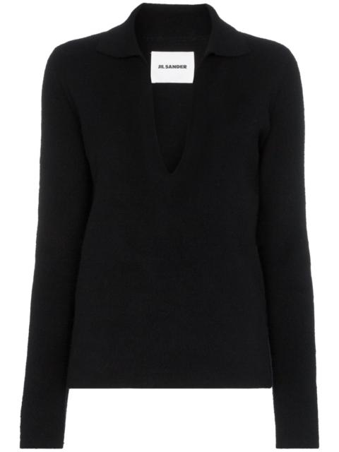 Collared v-neck knit jumper