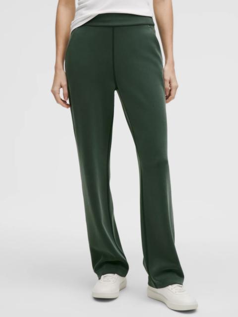 Softstreme High-Rise Straight-Leg Pant *Regular