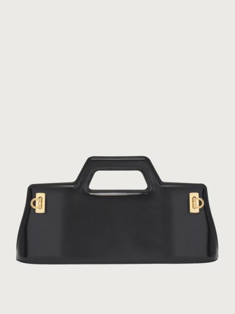 Wanda East-West top handle