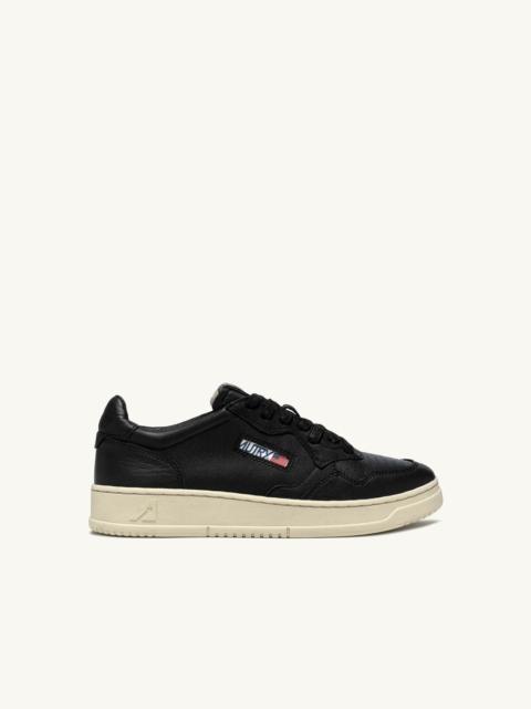 MEDALIST LOW SNEAKERS IN SUPER-SOFT BLACK NAPPA