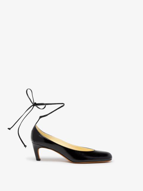 Uma Tie Pumps in Slick Calf