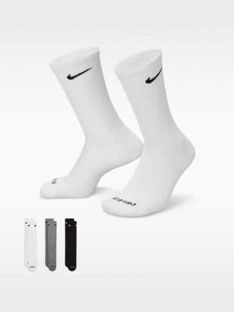 Nike Everyday Plus Cushioned Training Crew Socks (3 Pairs)