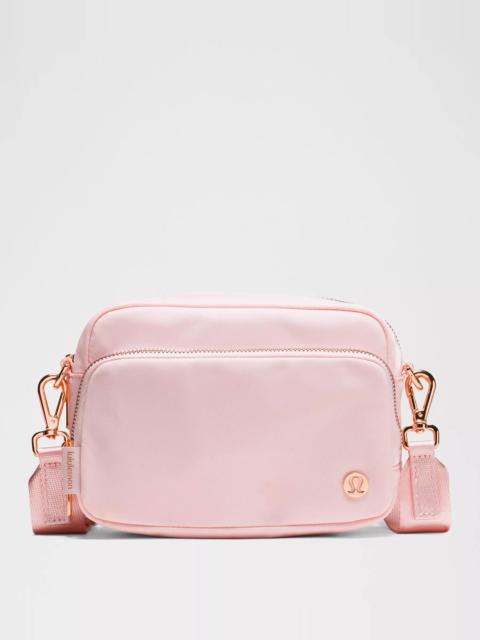 Everywhere Crossbody Bag 2L *Metal Hardware