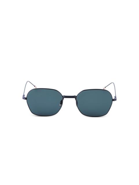 geometric frame sunglasses
