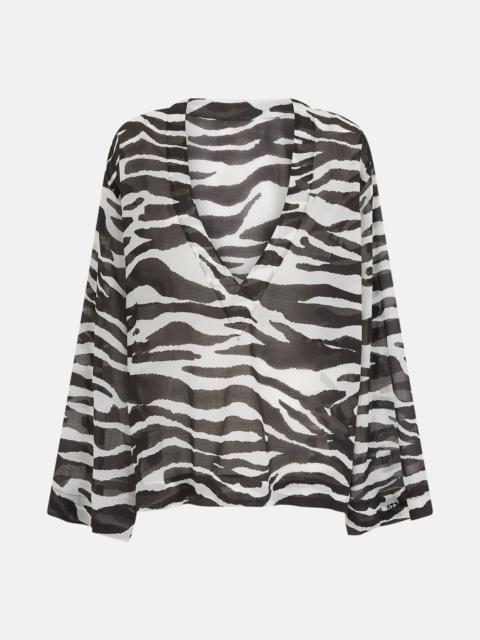 WHITE AND BLACK BLOUSE