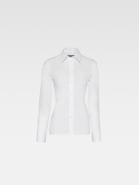 La chemise de costume