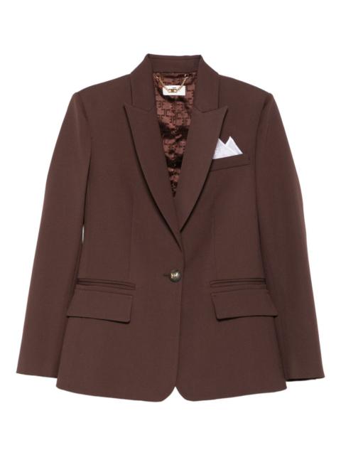 single-button pocket jacket