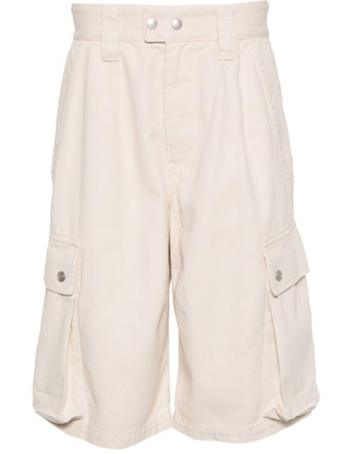 loose-fit cargo shorts