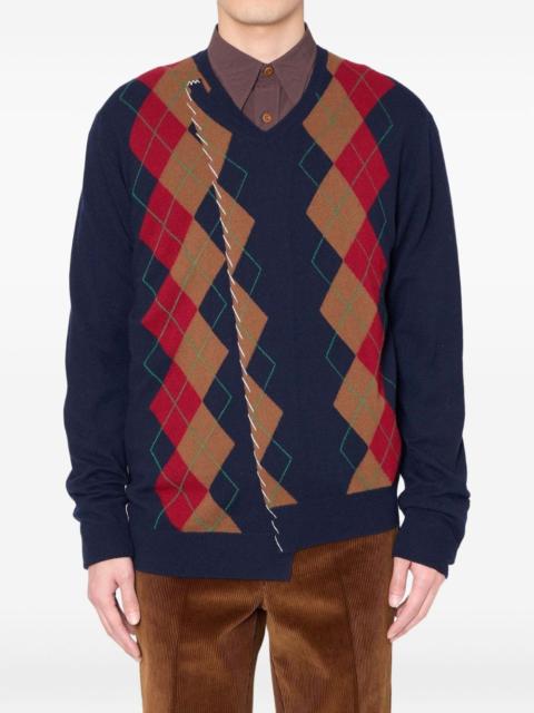 diamond-pattern v-neck sweater