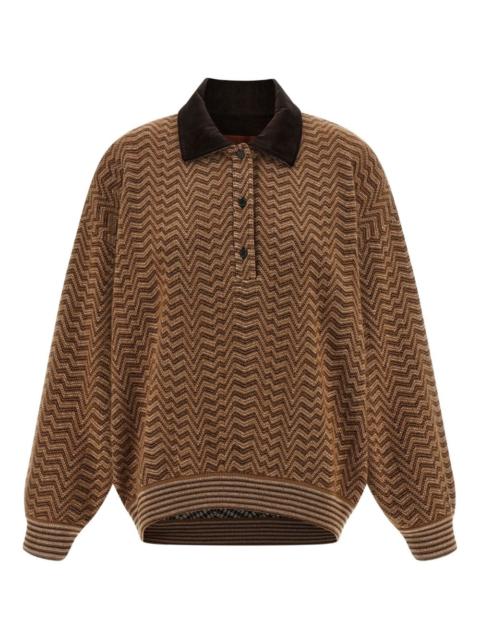 zigzag-pattern polo top
