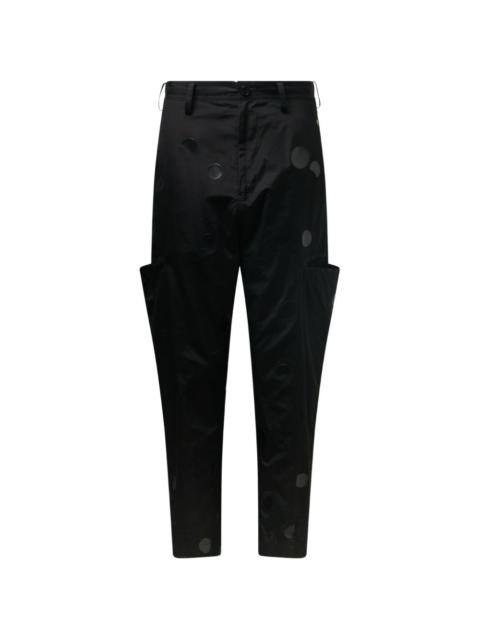 piping tapered trousers