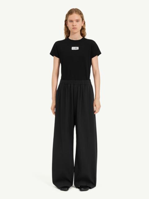 Wide-leg trousers