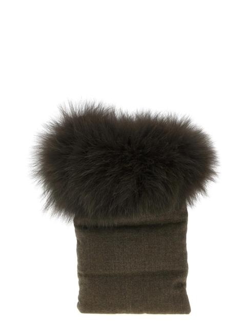 'Etui' smartphone holder