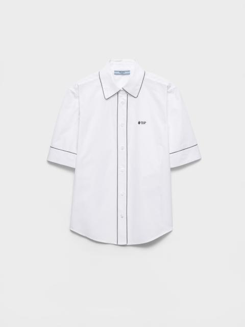 Short-sleeved poplin shirt
