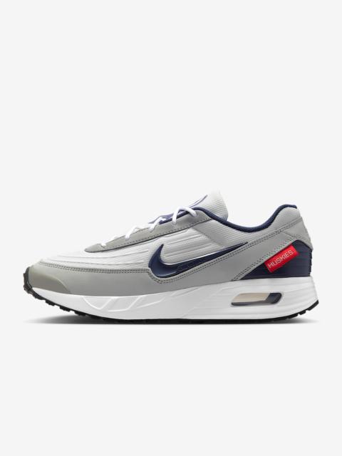 Nike College Air Max Verse (UConn) Men's Shoes