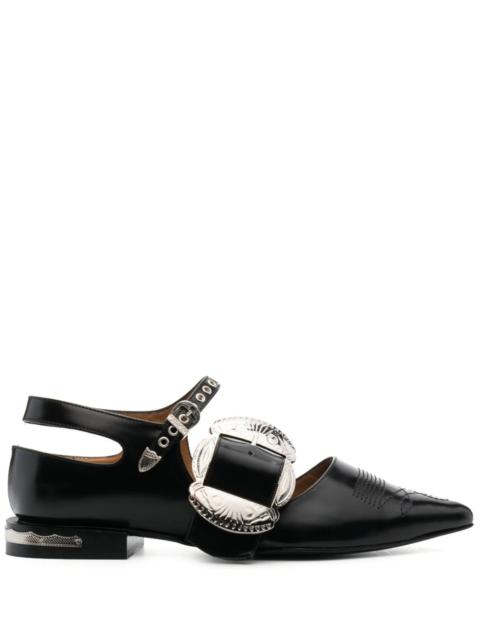 Buckle-detail Pumps