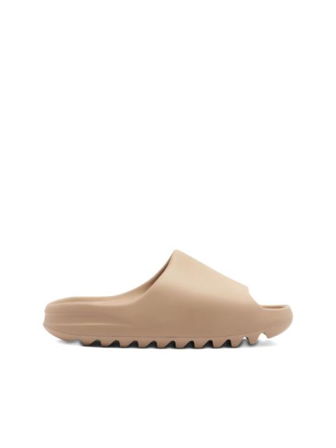Yeezy ridged sole slides