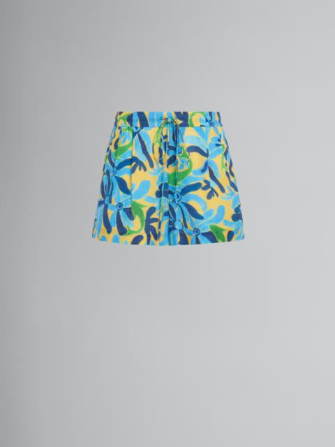 MARNI X NO VACANCY INN - LINEN AND VISCOSE SHORTS WITH CHIPPY FISHES PRINT