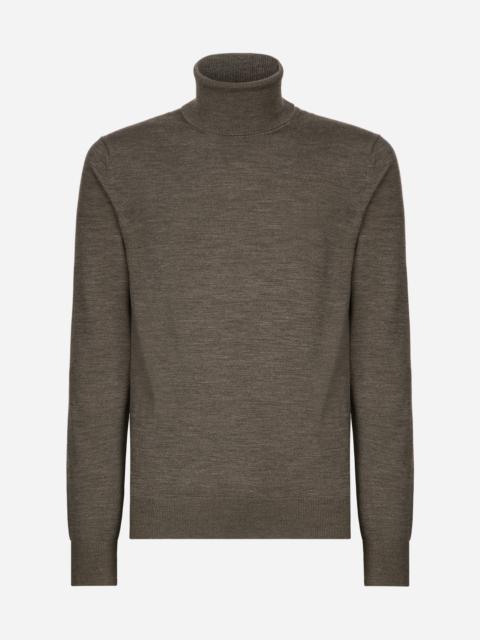 Extra-fine cashmere turtleneck sweater