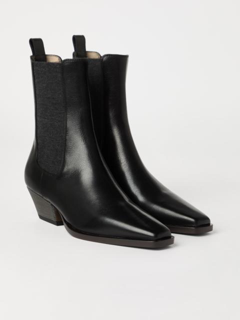 Classic leather Chelsea boots with precious block heels