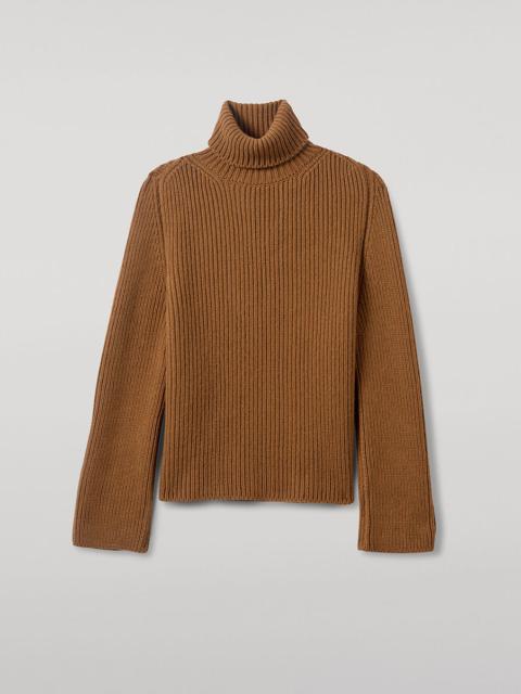 Roll-Collar Camel Cashmere Jumper