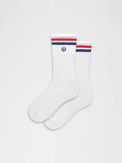 Unisex Daily Essential Crew Socks *Stripe