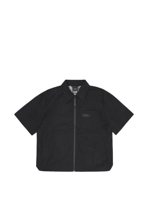 zip-up short-sleeve shirt