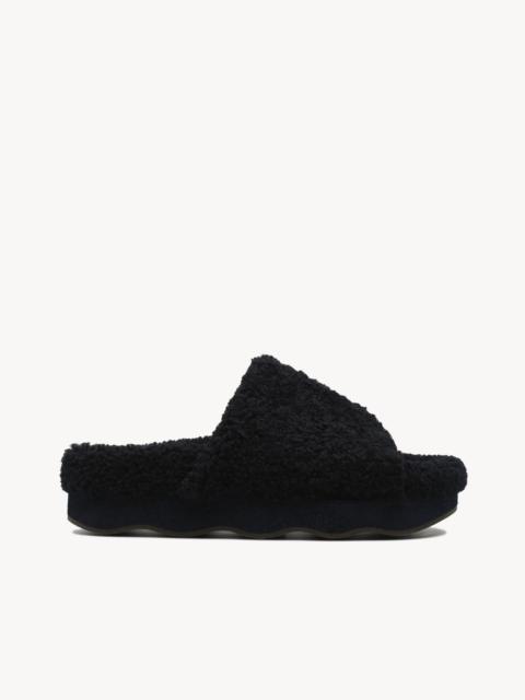 WAVY SHEARLING SLIPPER