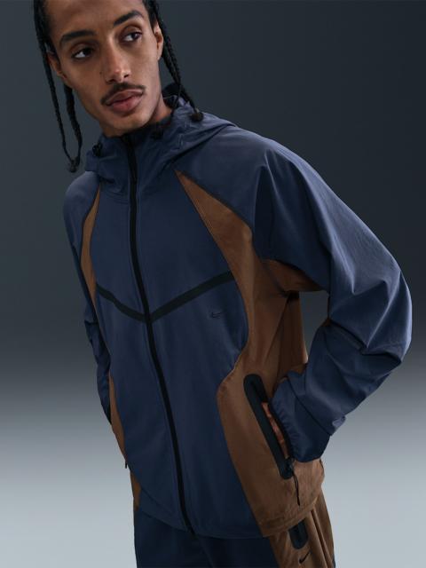 Nike Tech Men's Dri-FIT Woven Color-Block Windrunner Loose Jacket