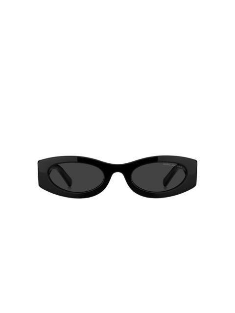 oval-frame sunglasses