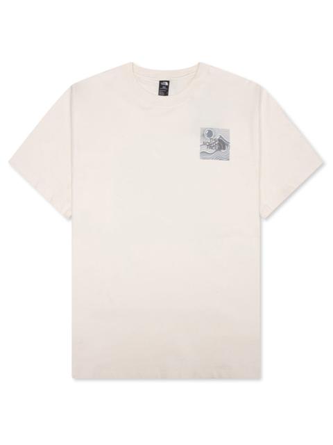 MOUNTAIN ESCAPE RELAXED S/S TEE - WHITE DUNE