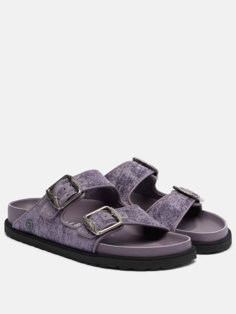 Arizona velvet slides