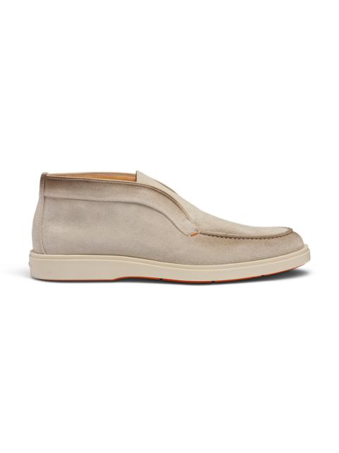 Men's beige suede desert boot