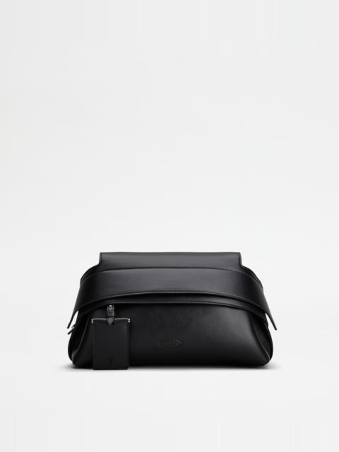 TOD'S WAVE POUCH IN LEATHER MINI - BLACK