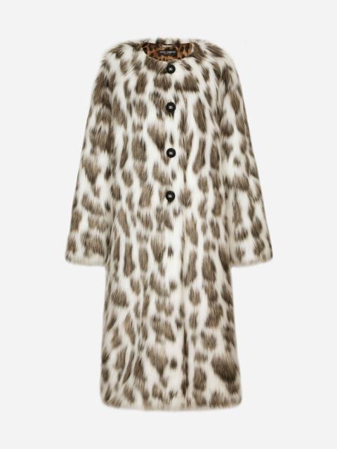 Leopard-effect faux fur coat