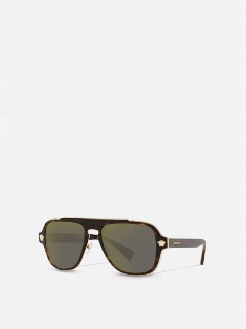 Medusa Retro Charm Sunglasses