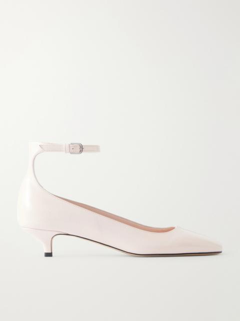 Glossed-leather Pumps