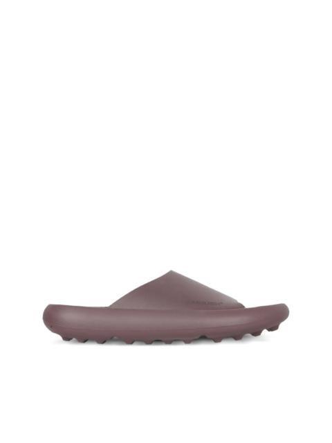 logo-embossed flat sandals