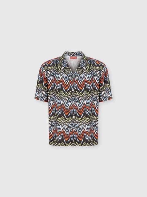 Bowling shirt in viscose with abstract zigzag print