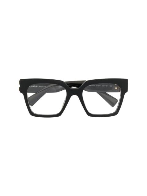 square frame glasses