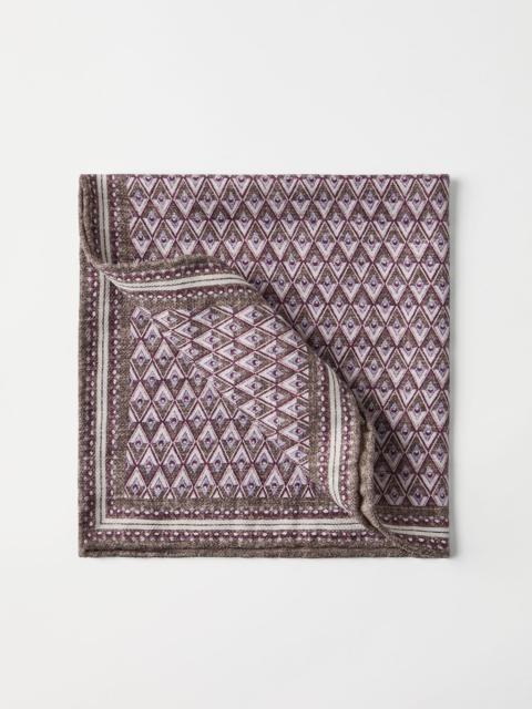Silk pocket square with geometric design